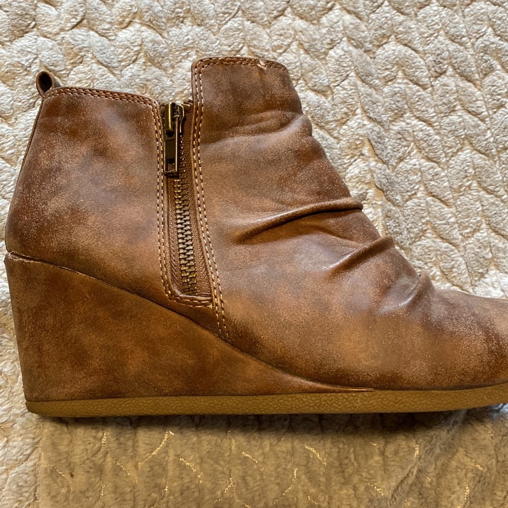 MAURICES. Women’s shoes. - Picture 4 of 7